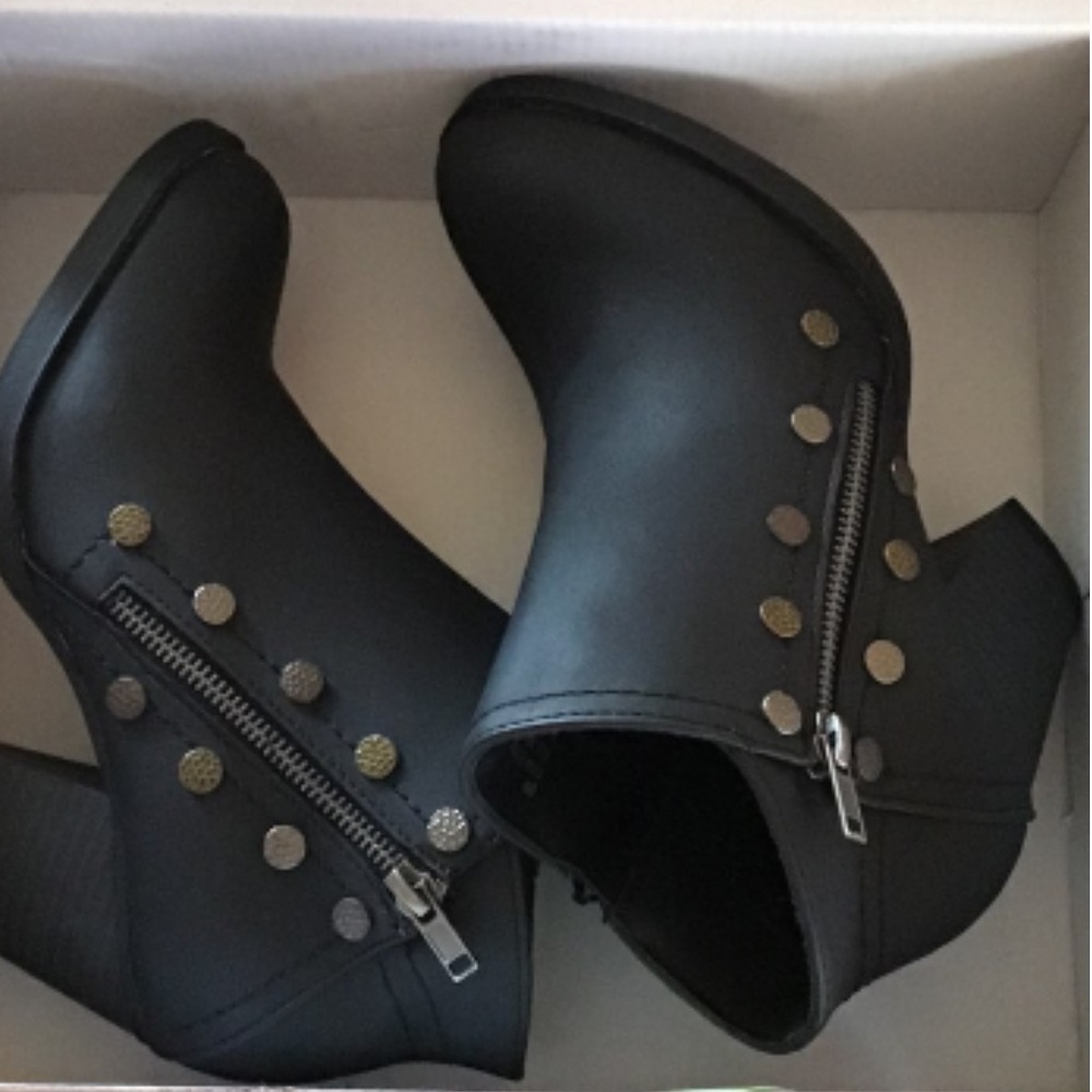 Brand New Never Worn Booties